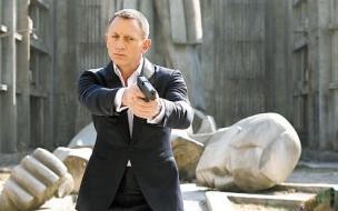 007大破天幕杀机反派是谁 007大破天幕杀机完整版