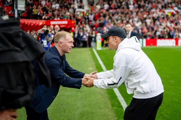 Paul Scholes greeted United's newest recruit Manuel Ugarte