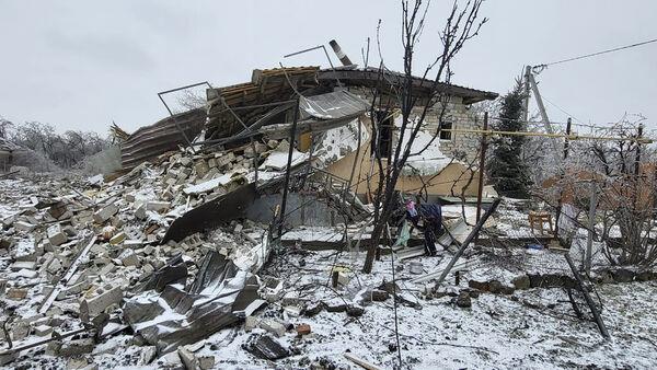 Civilians killed in Russian missile attacks across Ukraine